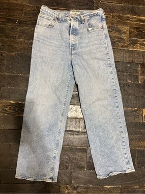 Levis Ribcage straight womens jeans Size 31